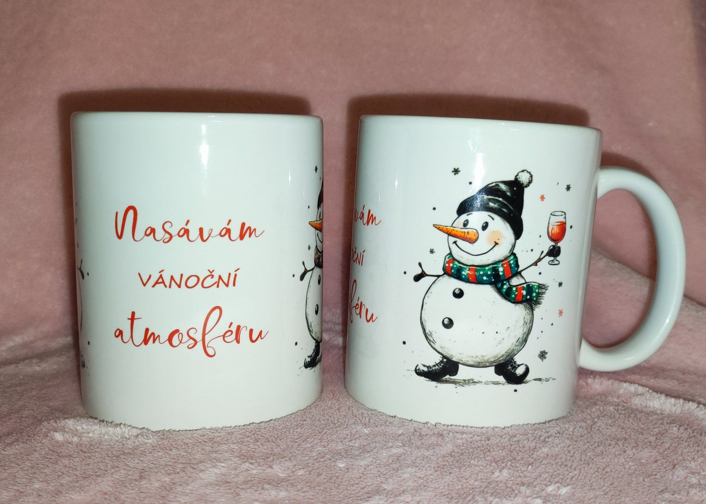 Hrneček Nasávám vánoční atmosféru