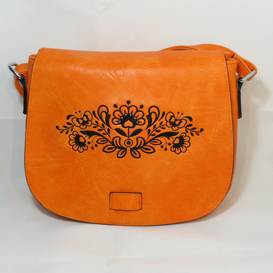 Oranžová kabelka s černou výšivkou