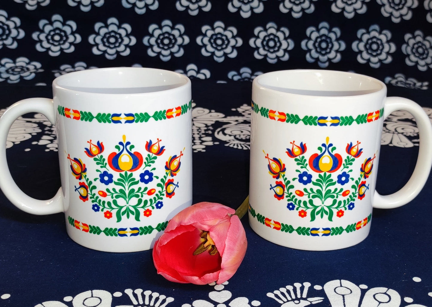 Hrneček s lidovým motivem 01